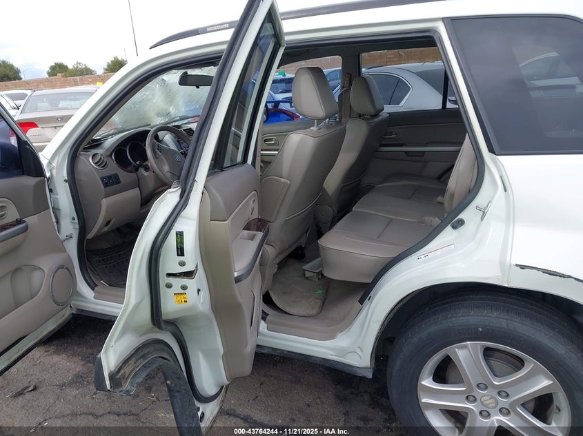 2006 Suzuki Grand Vitara Luxury VIN: JS3TD947064102821 Lot: 43764244