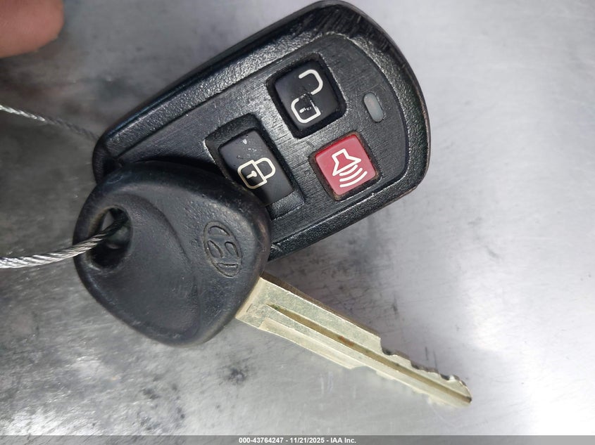 2004 Hyundai Santa Fe Gls VIN: KM8SC13D04U825535 Lot: 43764247