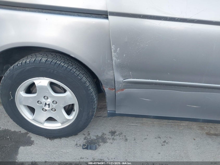 2000 Honda Odyssey Ex VIN: 2HKRL1860YH570155 Lot: 43764261