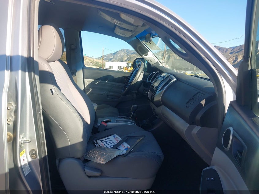 3TMJU4GN2FM185093 2015 TOYOTA TACOMA photo no. 5