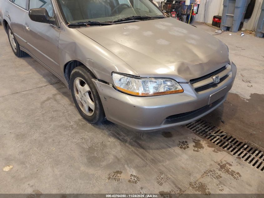 2000 Honda Accord 2.3 Ex VIN: JHMCG5663YC026120 Lot: 43764350