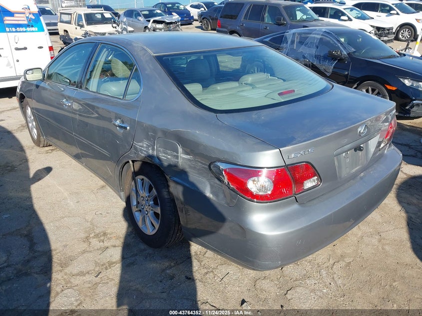 JTHBF30G230102828 2003 LEXUS ES photo no. 3
