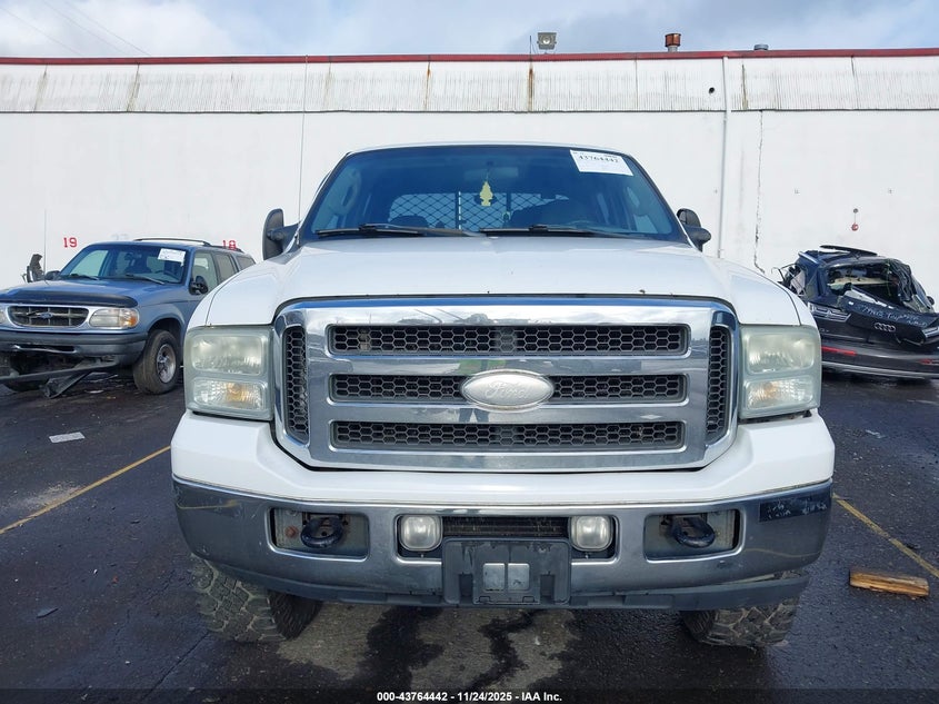 2005 Ford F-350 Lariat/Xl/Xlt VIN: 1FTWW31P85EC24228 Lot: 43764442