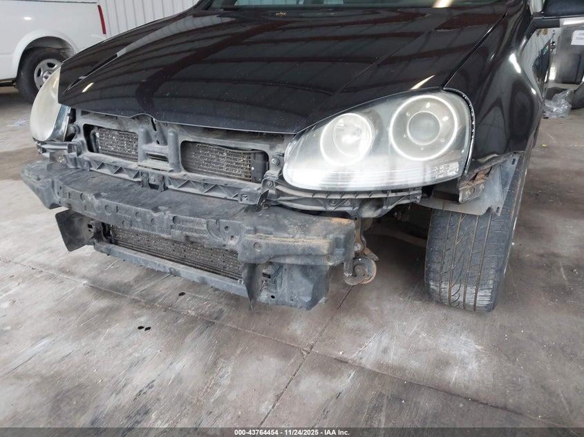 2008 Volkswagen Gti 4-Door VIN: WVWGV71K98W206936 Lot: 43764454