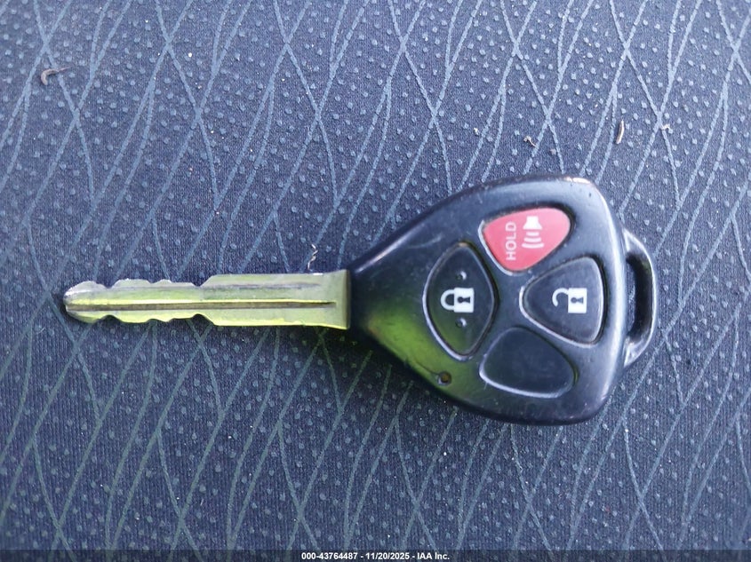 2008 Toyota Yaris VIN: JTDBT923484017545 Lot: 43764487