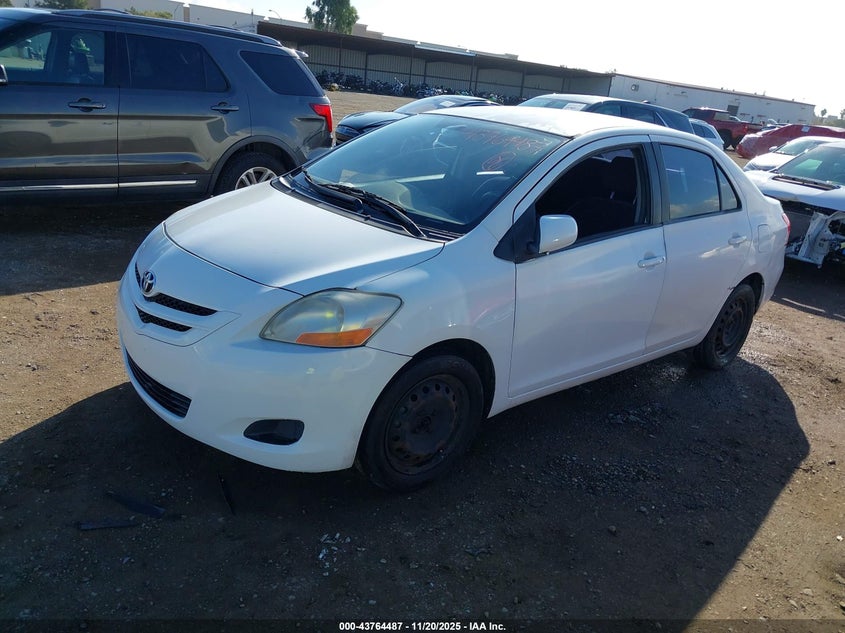 JTDBT923484017545 2008 TOYOTA YARIS photo no. 2