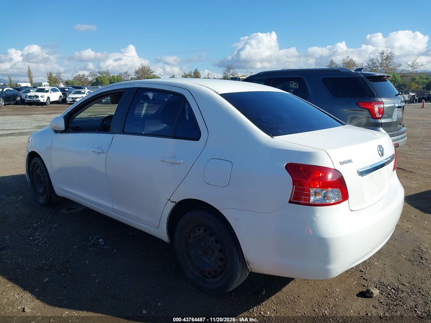 2008 Toyota Yaris VIN: JTDBT923484017545 Lot: 43764487