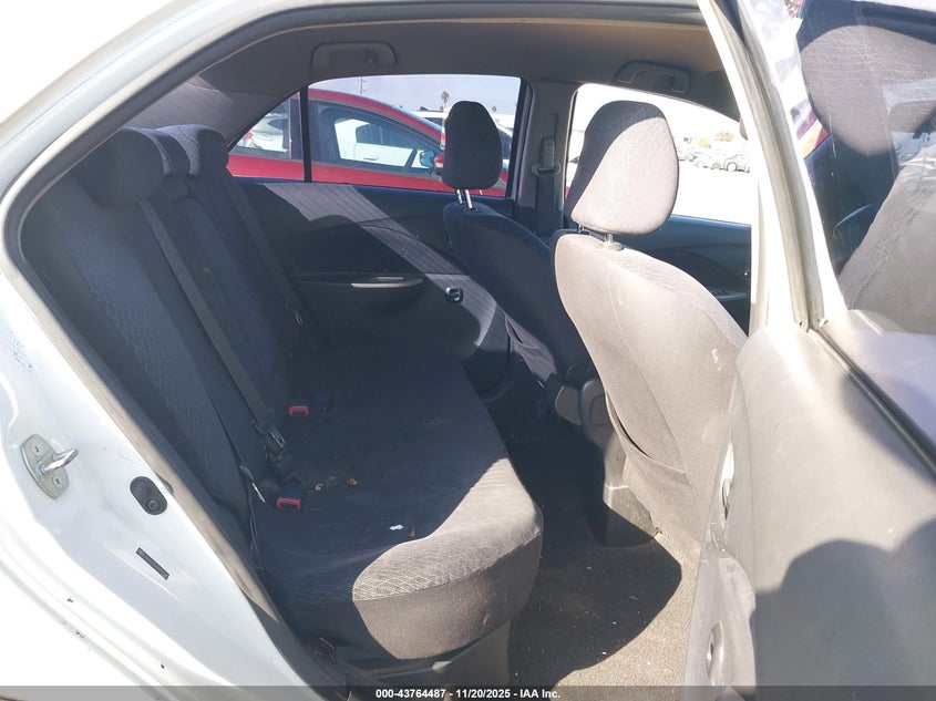 2008 Toyota Yaris VIN: JTDBT923484017545 Lot: 43764487