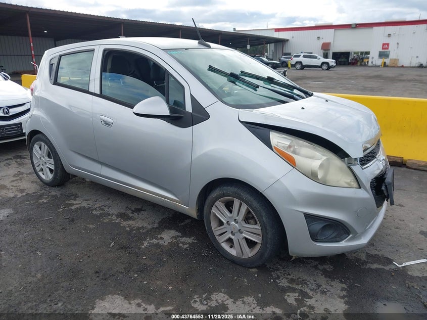 CHEVROLET SPARK 1LT AUTO