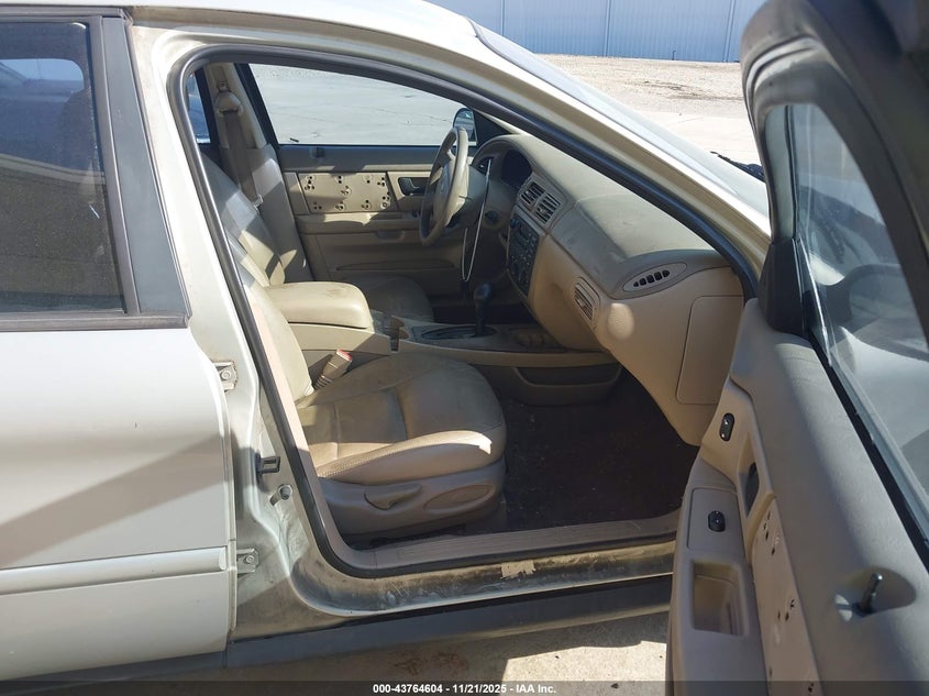 1FAFP55U34G121137 2004 FORD TAURUS photo no. 5