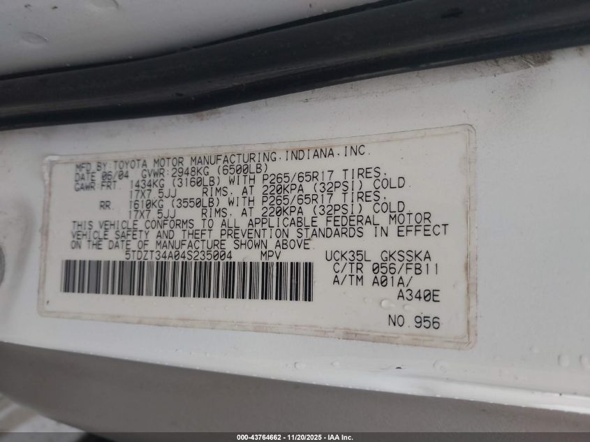 2004 Toyota Sequoia Sr5 V8 VIN: 5TDZT34A04S235004 Lot: 43764662