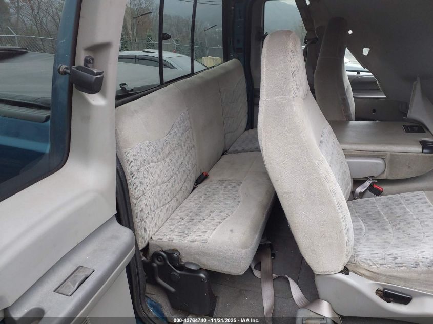 2000 Ford F-250 Lariat/Xl/Xlt VIN: 1FTNX21L8YEE23865 Lot: 43764740