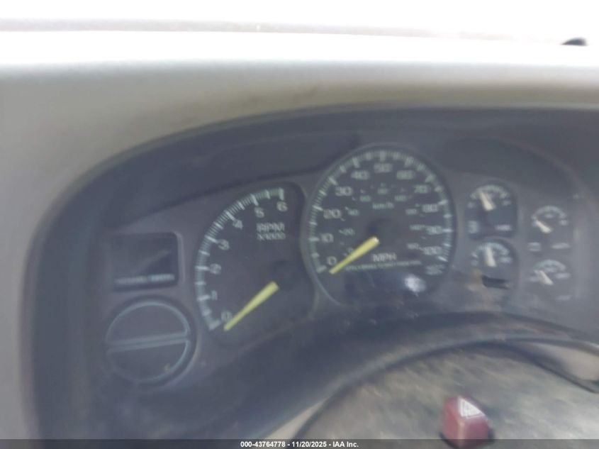 2000 Chevrolet Tahoe All New Ls VIN: 1GNEC13T8YJ208682 Lot: 43764778