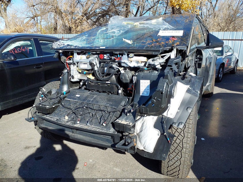 2024 Tesla Cybertruck All-Wheel Drive VIN: 7G2CEHED2RA038881 Lot: 43764781