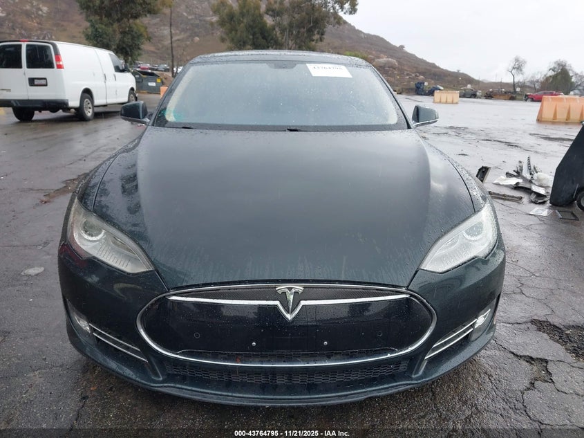 2014 Tesla Model S P85 VIN: 5YJSA1H12EFP32339 Lot: 43764795