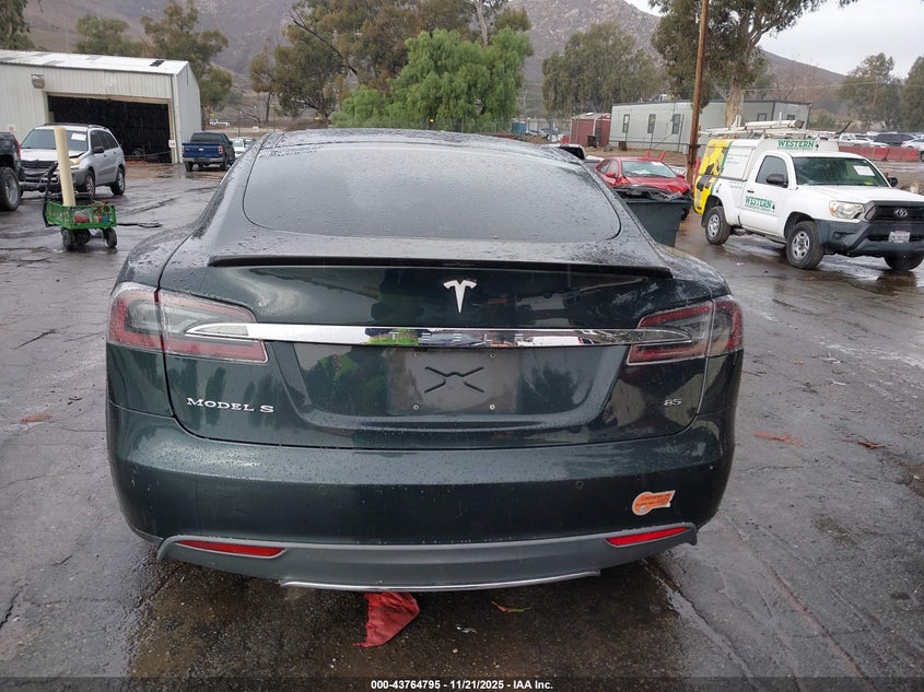 2014 Tesla Model S P85 VIN: 5YJSA1H12EFP32339 Lot: 43764795