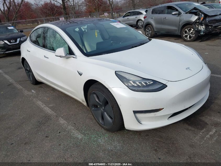 TESLA MODEL 3 LONG RANGE/PERFORMANCE
