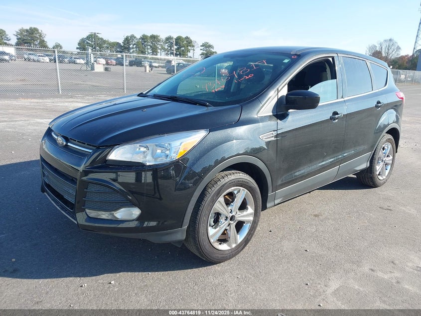 Vin: 1fmcu0gx5dub90232, lot: 44260244, ford escape se 20132