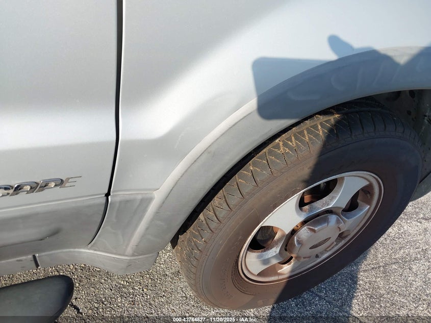 2002 Ford Escape Xlt VIN: 1FMYU03122KD11637 Lot: 43764827