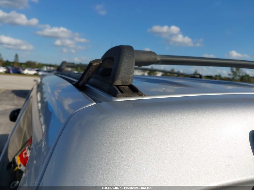 2002 Ford Escape Xlt VIN: 1FMYU03122KD11637 Lot: 43764827