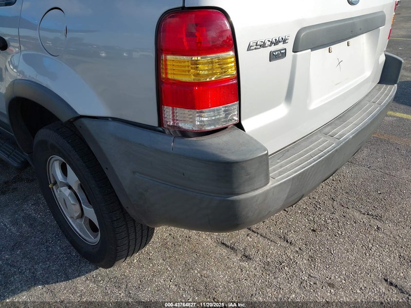 2002 Ford Escape Xlt VIN: 1FMYU03122KD11637 Lot: 43764827