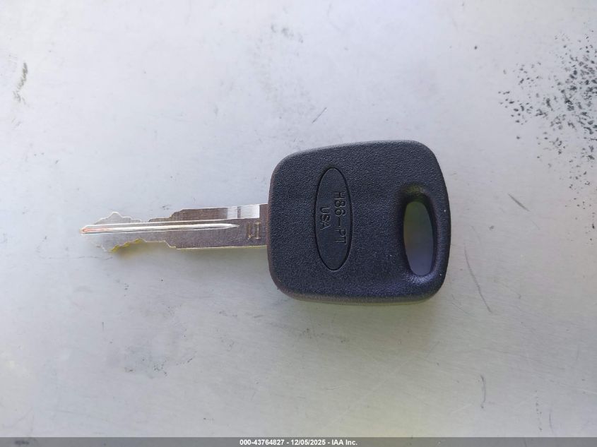 2002 Ford Escape Xlt VIN: 1FMYU03122KD11637 Lot: 43764827