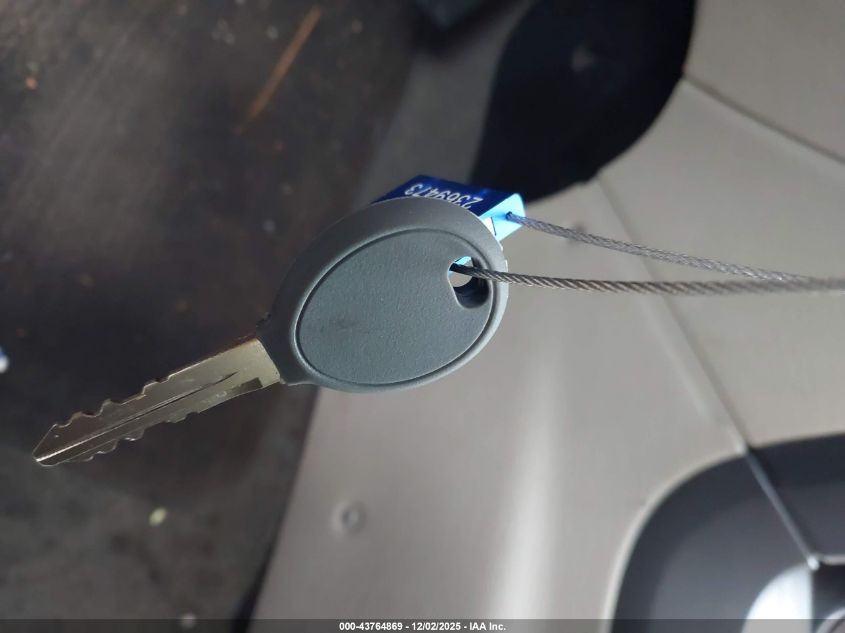 2005 Chrysler Pacifica Touring VIN: 2C4GM68485R535572 Lot: 43764869