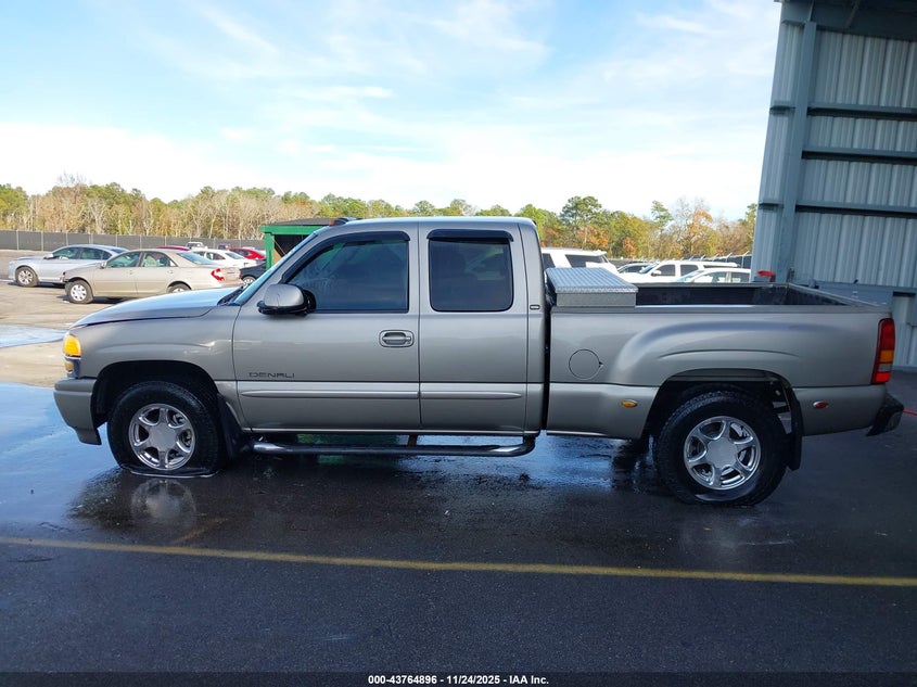 2003 GMC Sierra 1500 Denali VIN: 2GTFK69U631354921 Lot: 43764896