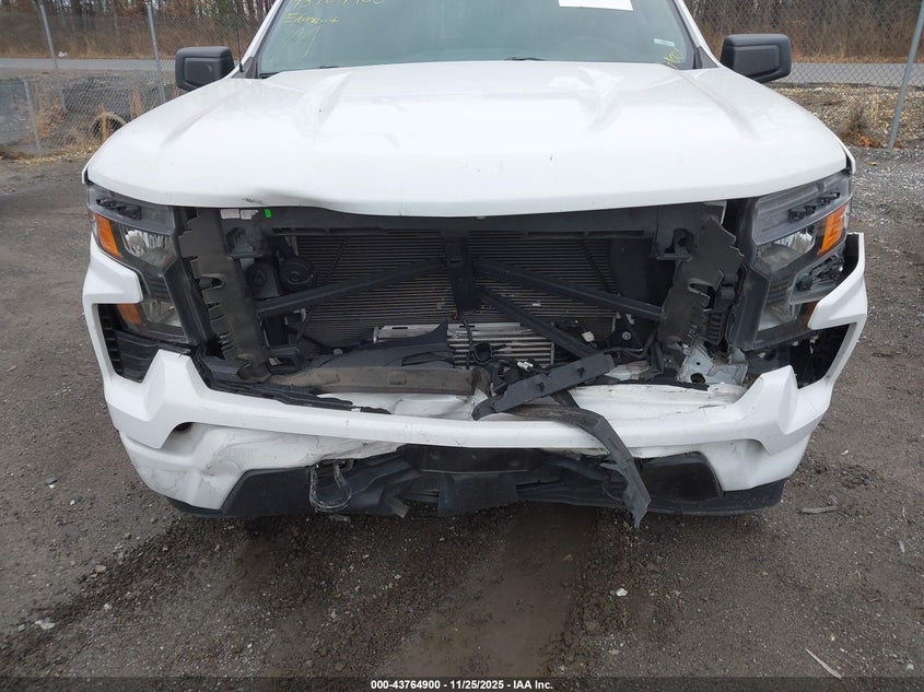 2022 Chevrolet Silverado 1500 2Wd Short Bed Custom VIN: 3GCPABEK0NG552442 Lot: 43764900