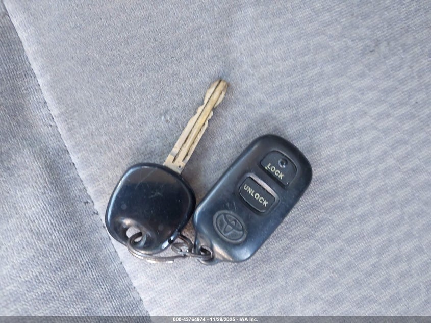 2006 Toyota Corolla Le VIN: 1NXBR32E46Z603247 Lot: 43764974