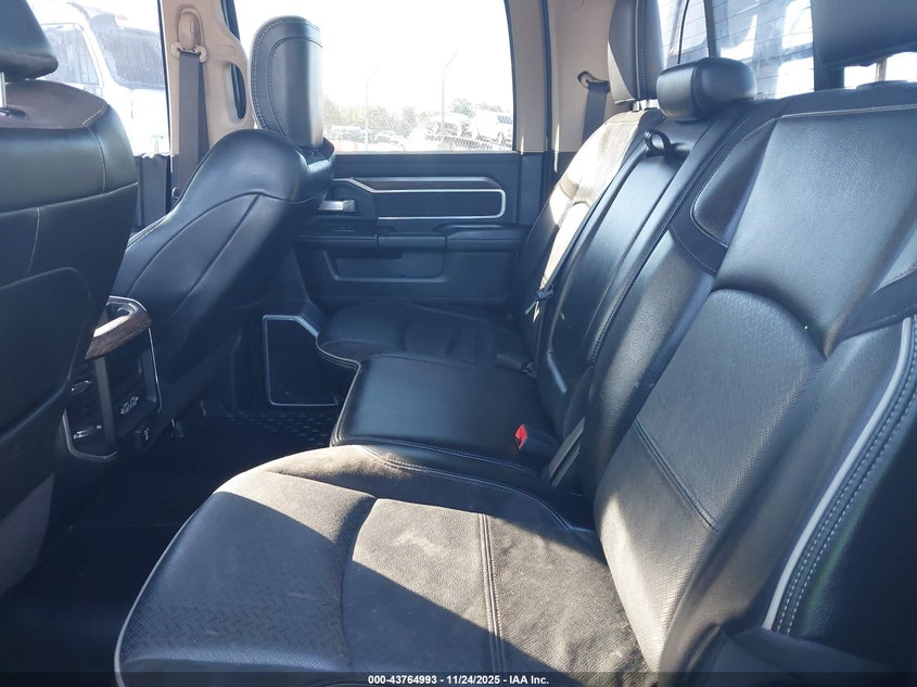 2019 Ram 3500 Chassis Tradesman/Slt/Laramie/Limited VIN: 3C7WRTCL3KG725844 Lot: 43764993