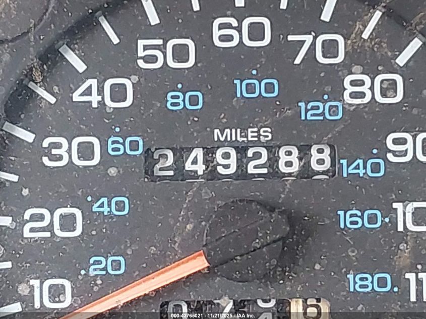 1995 Dodge Ram 2500 VIN: 1B7JC26ZXSS243982 Lot: 43765021