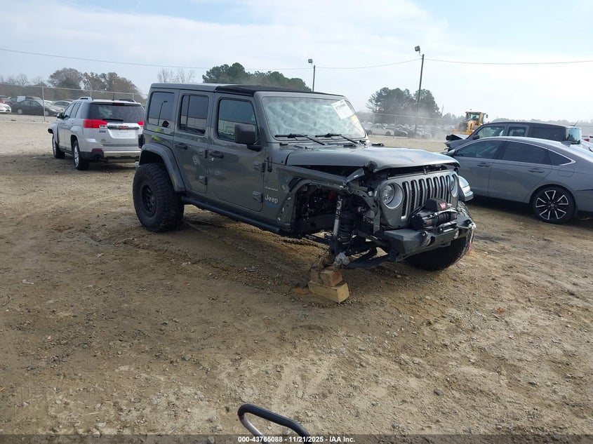 JEEP WRANGLER UNLIMITED SAHARA 4X4