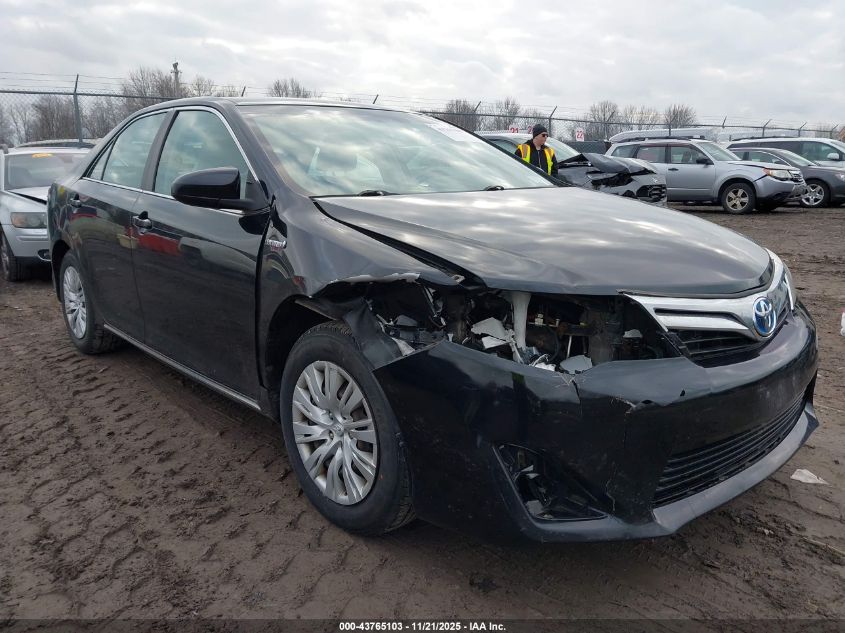 TOYOTA CAMRY HYBRID LE