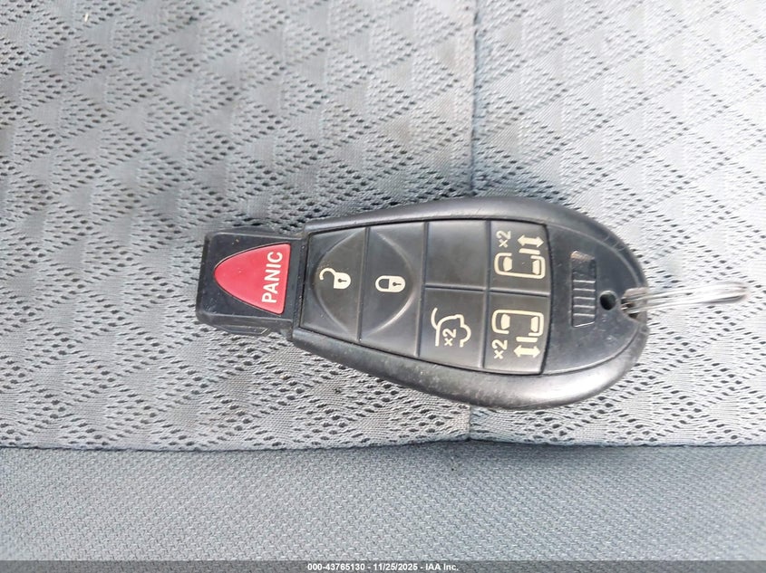 2010 Chrysler Town & Country Touring VIN: 2A4RR5D17AR278649 Lot: 43765130