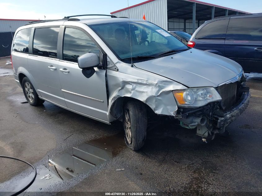 CHRYSLER TOWN & COUNTRY TOURING