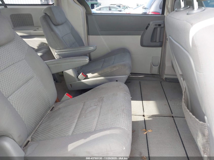 2010 Chrysler Town & Country Touring VIN: 2A4RR5D17AR278649 Lot: 43765130