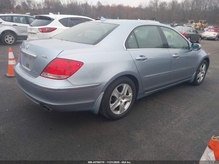 JH4KB16565C011343 2005 ACURA RL photo no. 4
