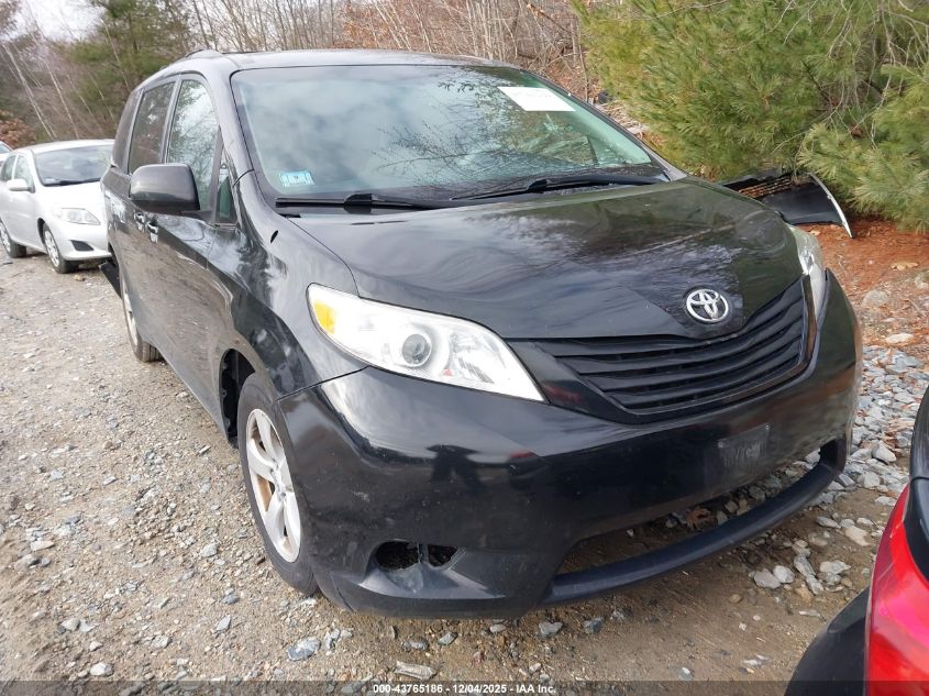 TOYOTA SIENNA LE V6