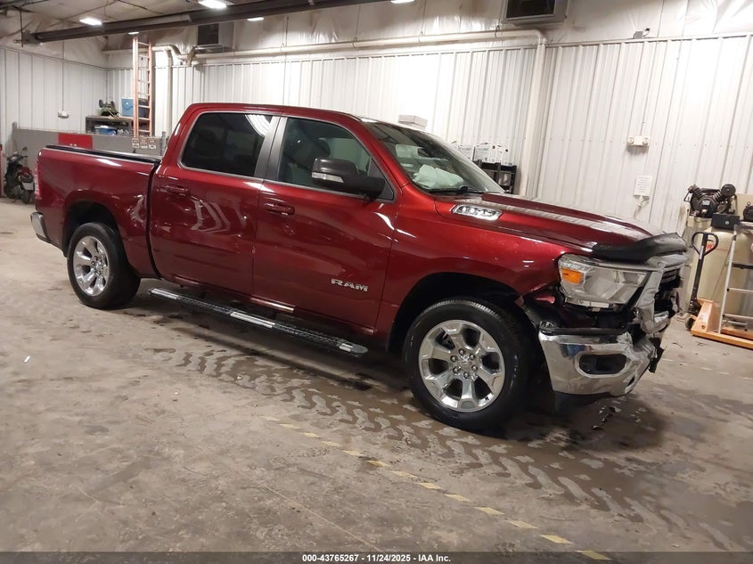 RAM 1500 BIG HORN 4X4 5 7 BOX