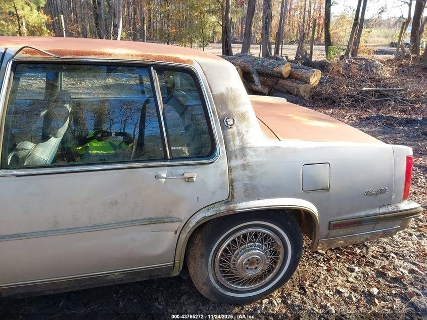 1988 Cadillac Deville VIN: 1G6CD5155J4332134 Lot: 43765272