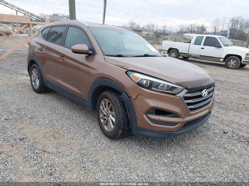 HYUNDAI TUCSON SE