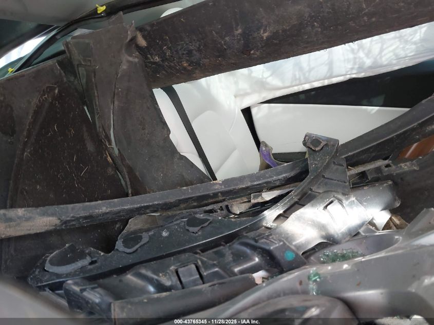 2022 Tesla Model Y Long Range Dual Motor All-Wheel Drive VIN: 7SAYGDEE4NF432760 Lot: 43765345