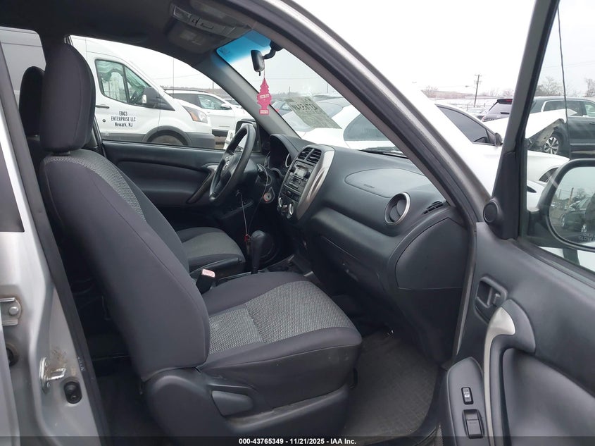 JTEHD20V550050443 2005 TOYOTA RAV 4 photo no. 5
