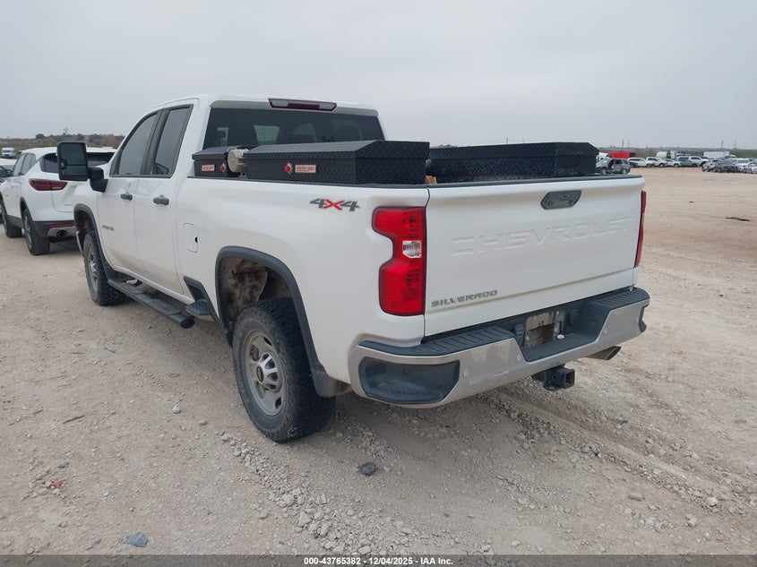 1GC5YLE74NF286431 2022 CHEVROLET SILVERADO photo no. 3