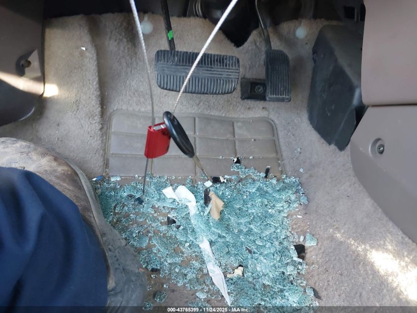 1995 Nissan Sentra Xe/Gxe/Gle VIN: 3N1AB41D2SL002462 Lot: 43765399