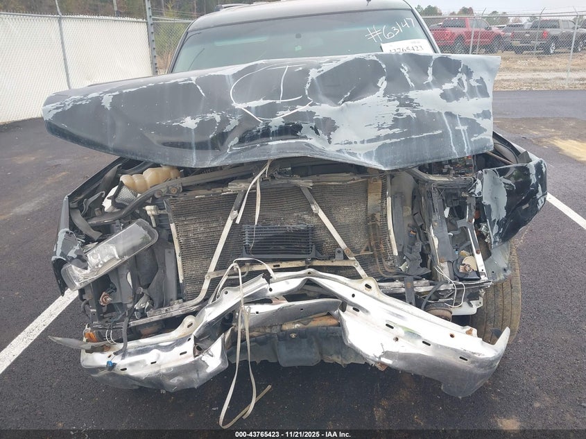 2002 Chevrolet Suburban 1500 Lt VIN: 3GNFK16Z82G183508 Lot: 43765423