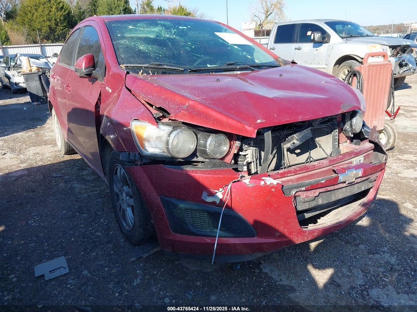 CHEVROLET SONIC LT AUTO