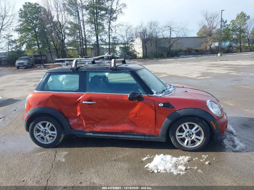 2013 Mini Hardtop Cooper VIN: WMWSU3C50DT680425 Lot: 43765503