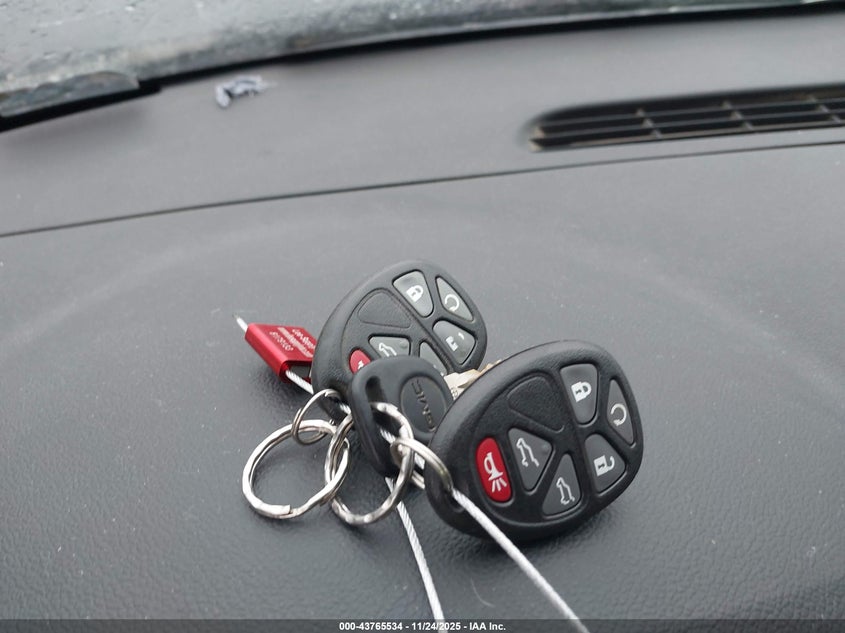 2008 GMC Yukon Denali VIN: 1GKFK63808J161001 Lot: 43765534